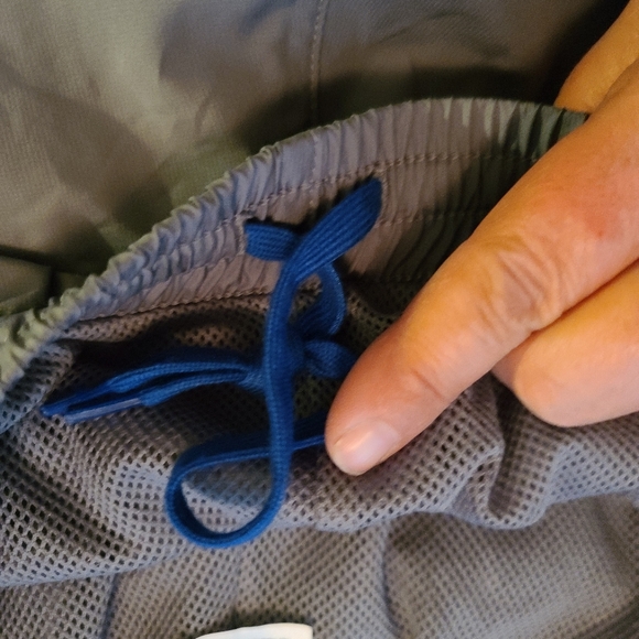 Men's Adidas climaproof Track pants medium. Zipper bottoms Grey and blue. - Picture 4 of 9